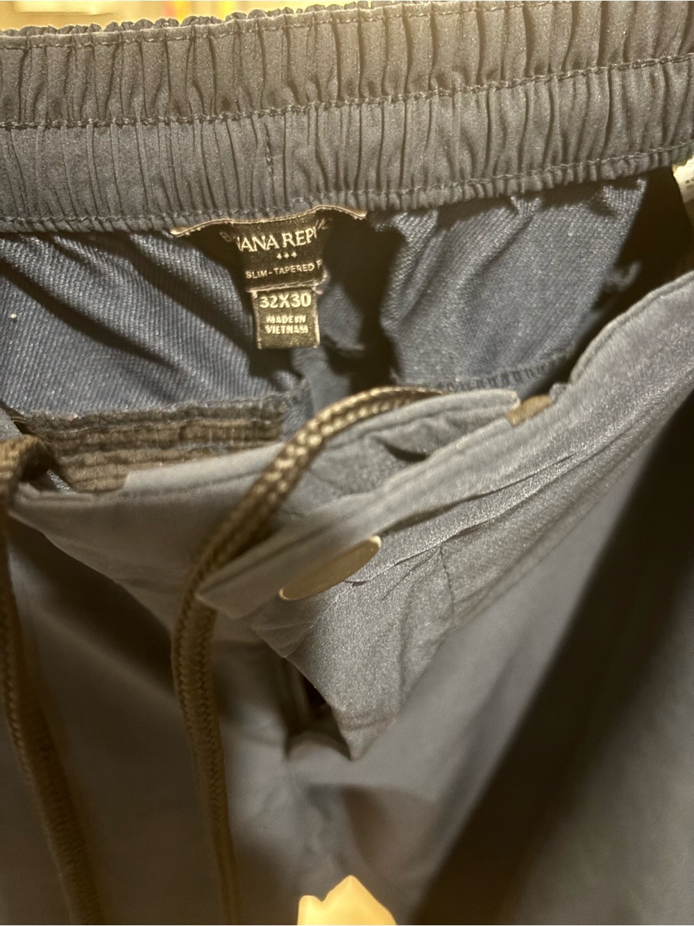 Banana Republic Men's Dark Navy Drawstring Joggers - Picture 2 of 4